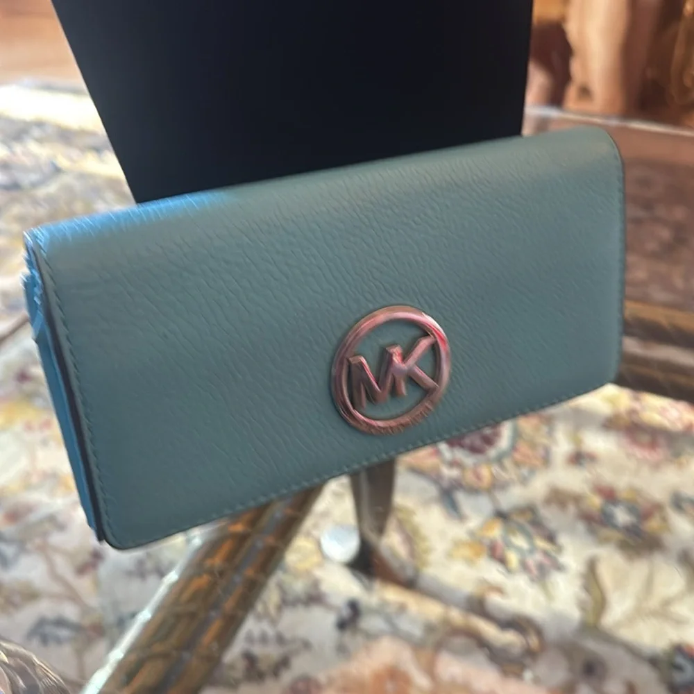 Michael Kors Turquoise Leather Wallet - Picture 4 of 8